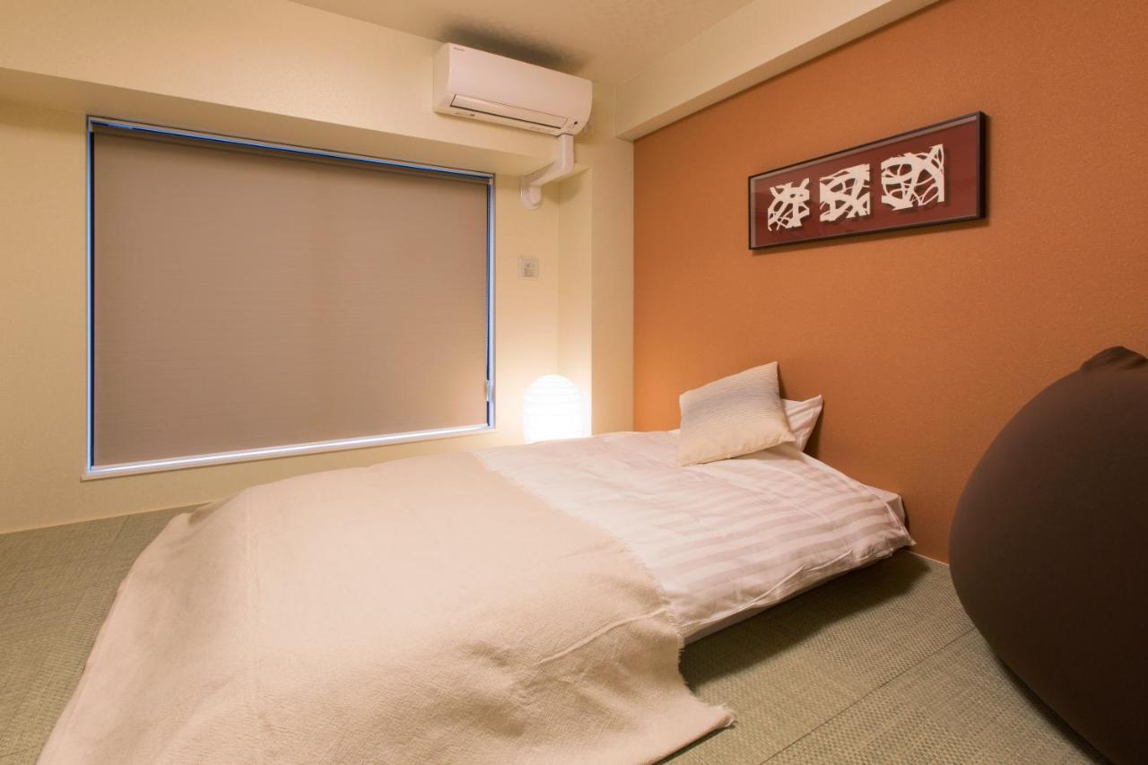 Hotel Replace Namba 2*